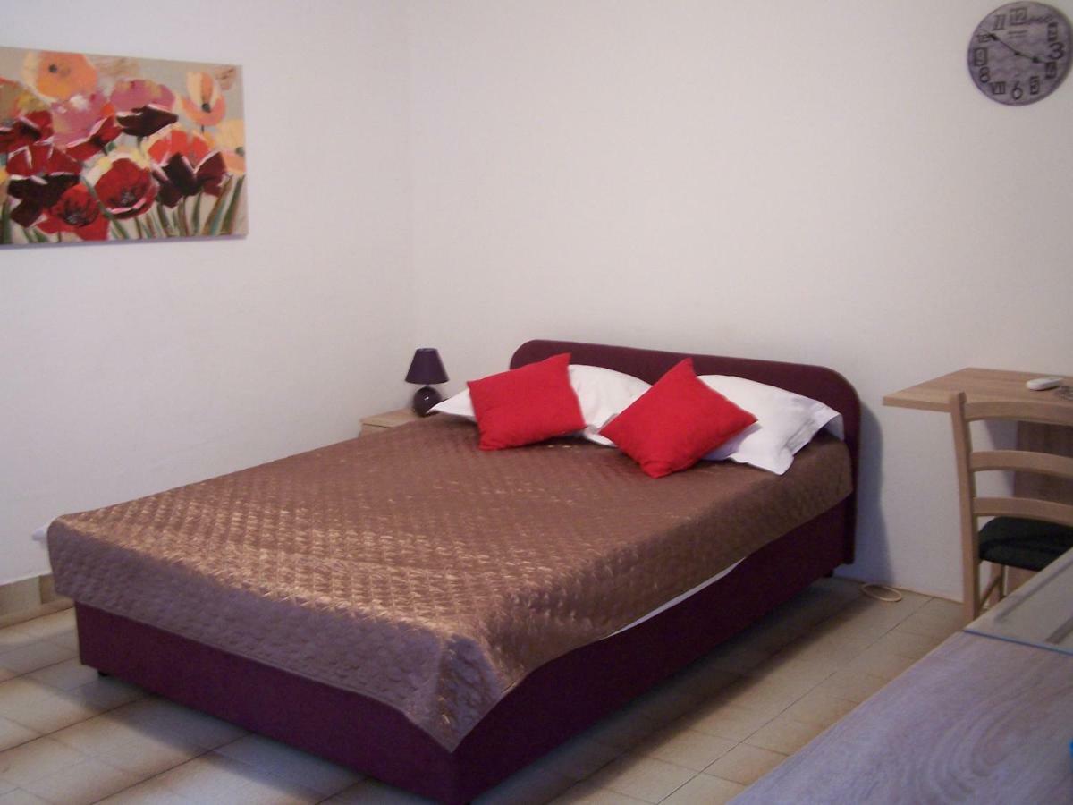 Apartments Sestan Novalja Zewnętrze zdjęcie