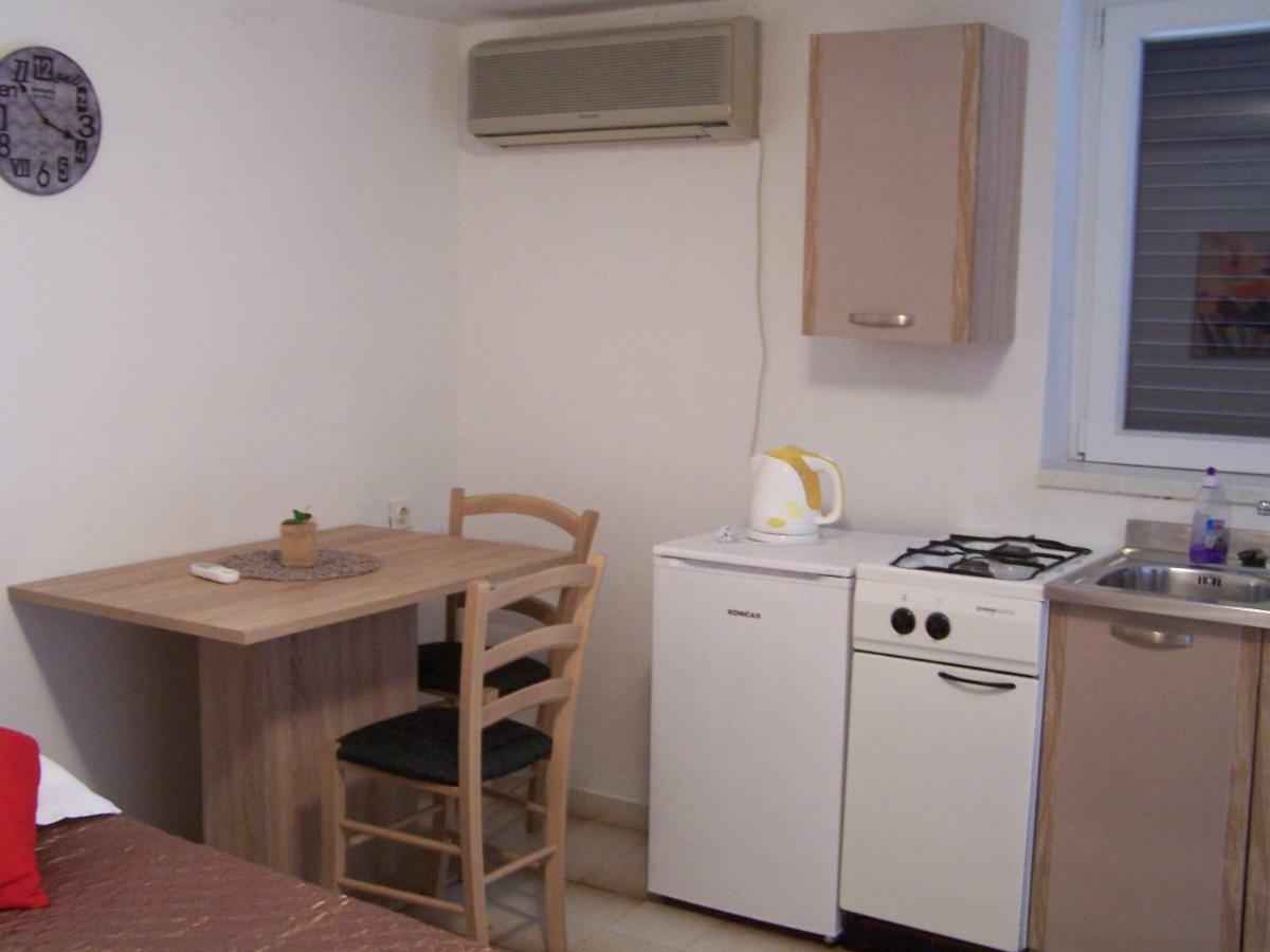 Apartments Sestan Novalja Zewnętrze zdjęcie